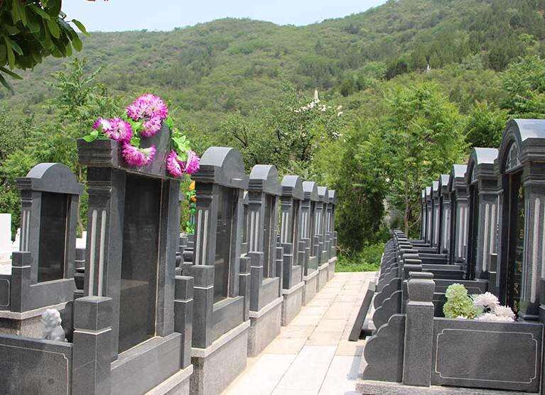 十种最吉利的坟地