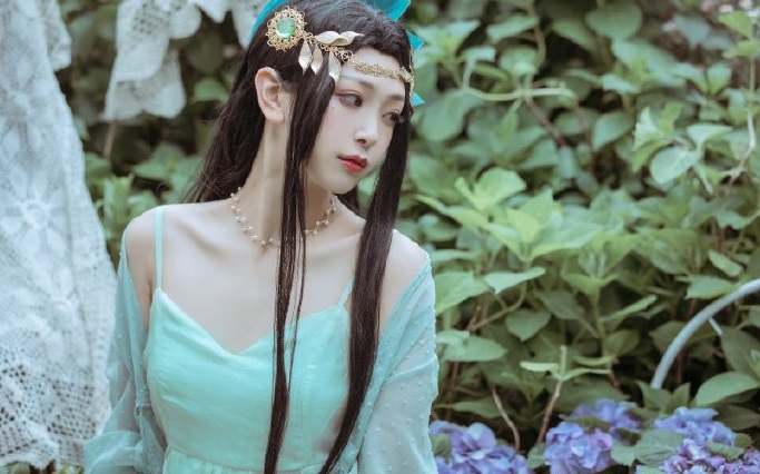 小虞姬照片长什么样
