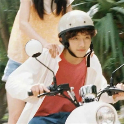 Ԫ���ɰ�����ͷ�񳬿ɰ��Ҹ��ϼ�