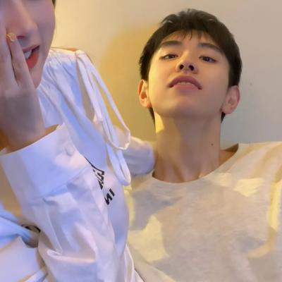 Ԫ���ɰ�����ͷ�񳬿ɰ��Ҹ��ϼ�