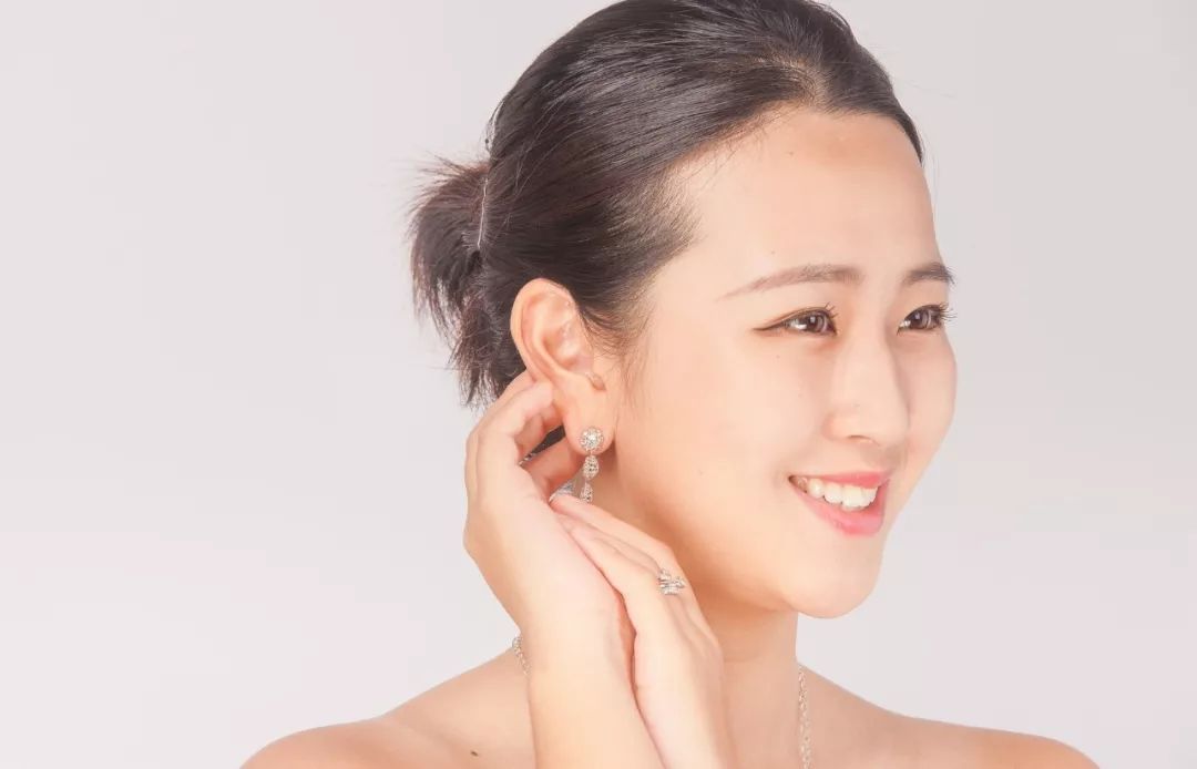 耳朵看相耳朵面相看一生命运吉凶