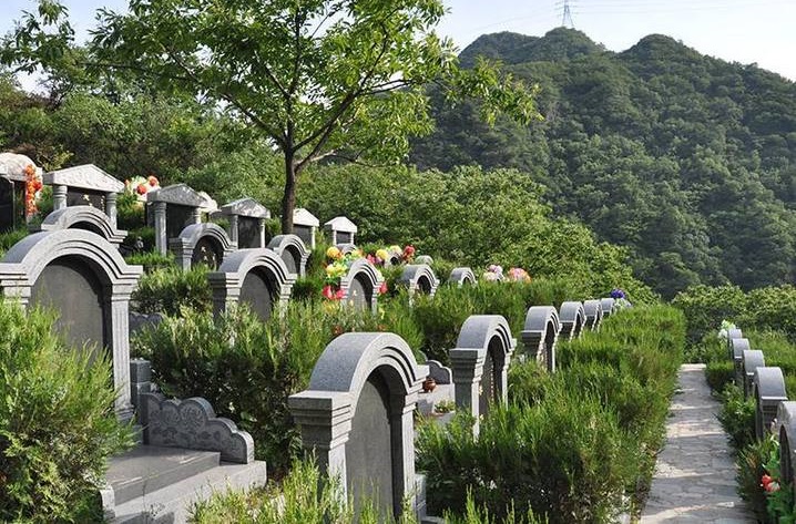 提前买墓地为何风水不好 提前买墓地风水禁忌