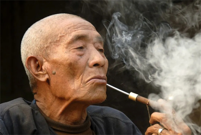 男人的十种苦命面相 苦命相的男人面相图片