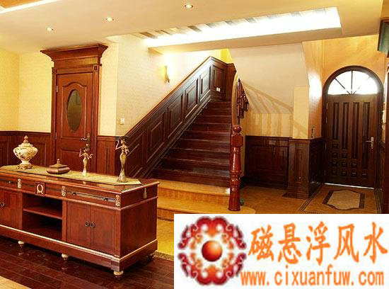 玄关<a data-cke-saved-href='http://fengshui.szhk./' href='http://fengshui.szhk./' target='_blank'></a>的四大注意事项