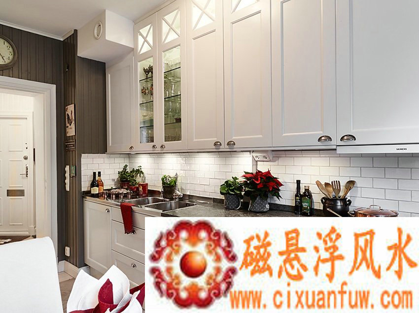 2025年10月28日12星座明日运势 2025年10月28日12星座明日运势