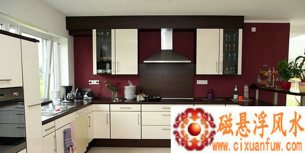 ��ˮ�ؾ���ھ�����ʵ�ԺͿ��ŶȽ�������ˮ��ʦ��Ӱ��������