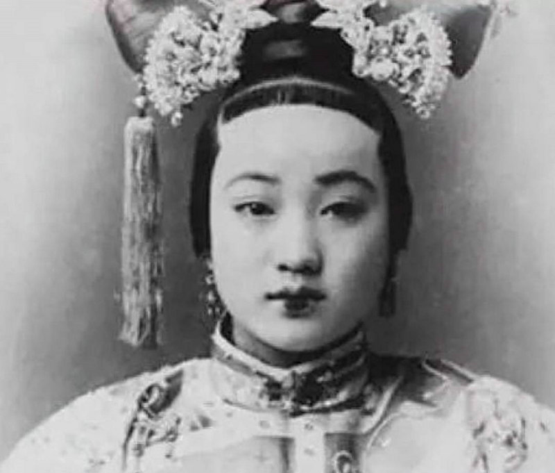 �¹���ˮ���з����� �ҹ���ˮ�ڵ¹���Ӱ���뽻��