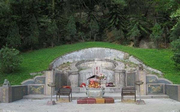 客厅摆布学 陈设优化指南与注意事项 改善家居环境的新思路 客厅摆布学 陈设优化指南与注意事项 改善家居环境的新思路