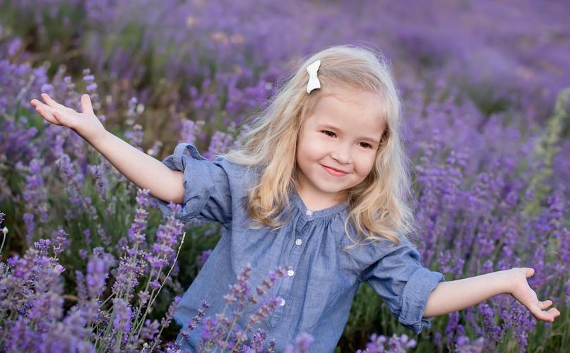 ������ı������� �շ�Ů�������ֺ���