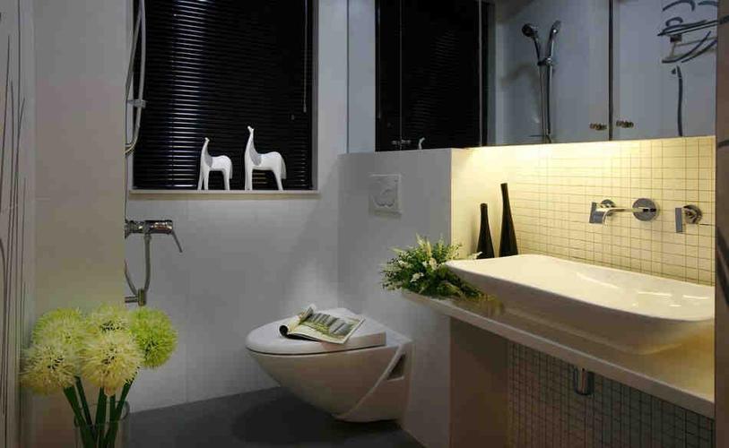 ���ַ�Ӱ�����ͥ���θе��γ���仯(���ַ���ζ�Ż���ͥ�������Գе�)