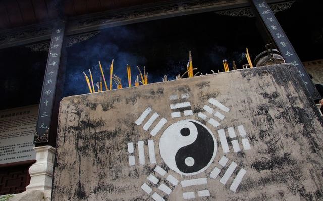 ���������к����ִ�ȫ �����ں���к�����