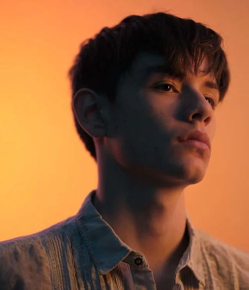 ׷���ľ��˽����ľ����м���