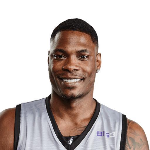 �����İ��ֻ��븸ĸ�γ�ǿ������� ���󱦱�����̽��