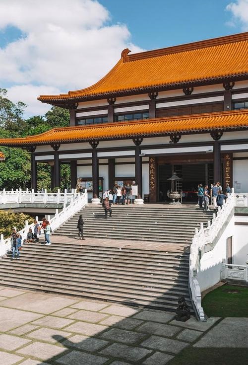 ����������Ѳ������ƽ������б����ϰ�������(����������Ѳ���Ӱ�������б����ϰ�������)