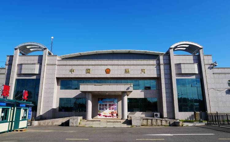 �μ������ͬ��ͬ�յ��ڻ���Σ����ְҵ����(�μ������ͬ��ͬ�յ��ڻ���Σ���������������������)