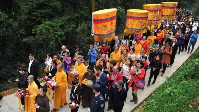 ���ȳ������Ų�ѯ���������Ӱ�쳵�������ƺͰ�ȫ