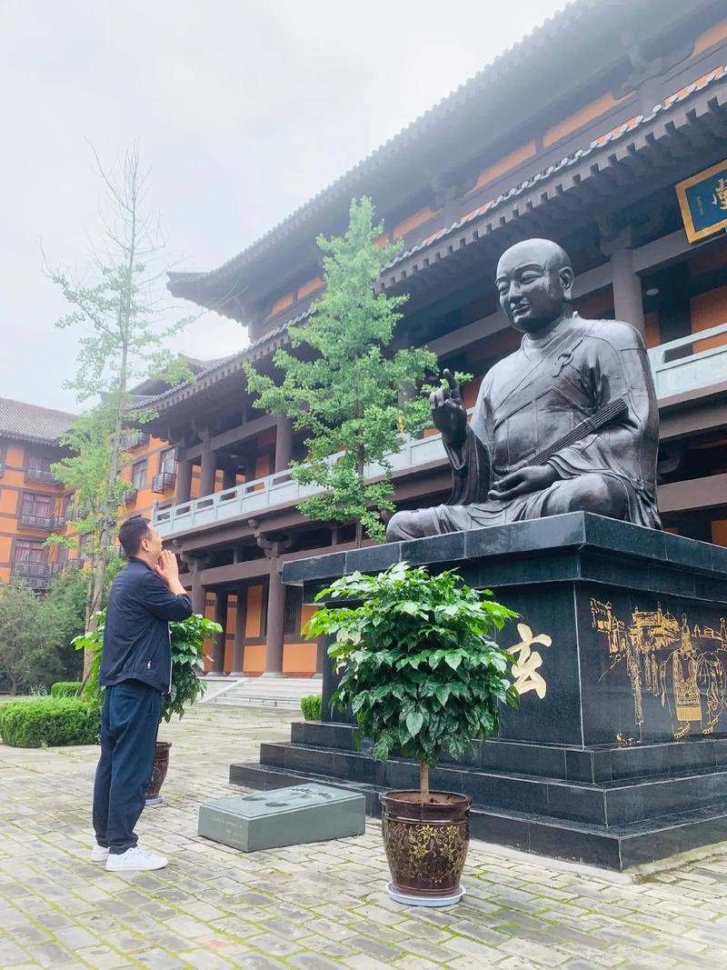 不手术怎么缩小鼻翼 不手术怎么缩小鼻翼