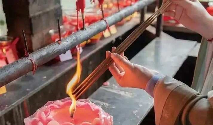 周易算卦口诀大全能否帮助夫妻相互包容和谐生活(周易算卦口诀大全帮助夫妻在包容中和谐相处) 周易算卦口诀大全能否帮助夫妻相互包容和谐生活(周易算卦口诀大全帮助夫妻在包容中和谐相处)