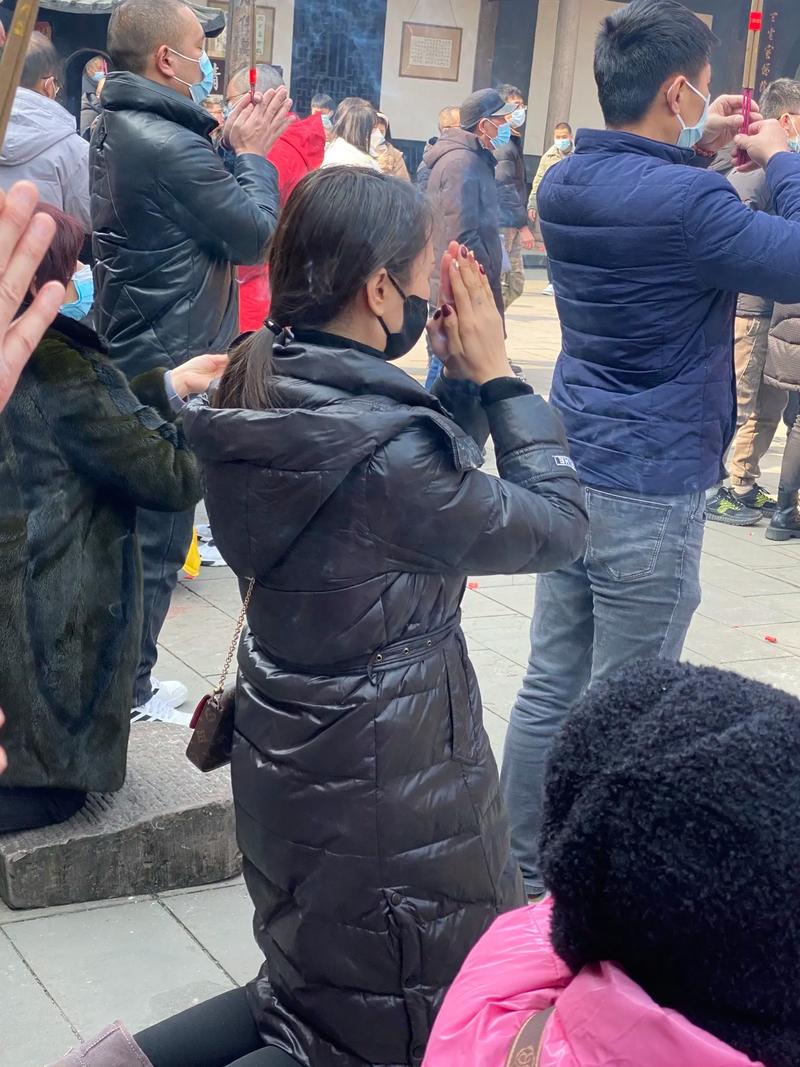 本命年恶作剧搞笑视频让我们面对分歧的态度呢(本命年恶作剧搞笑视频会让生肖虎更容易分歧) 本命年恶作剧搞笑视频让我们面对分歧的态度呢(本命年恶作剧搞笑视频会让生肖虎更容易分歧)