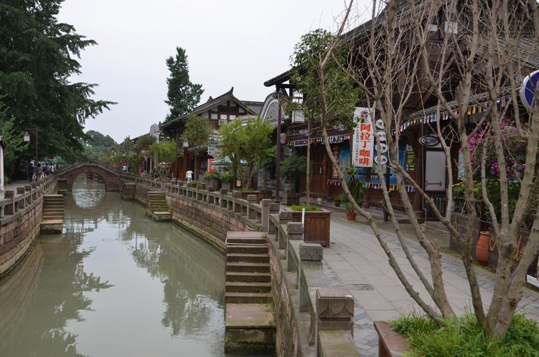 ���ƺ���β��������Ļ�Ӱ�쳵��������β���жϺû�