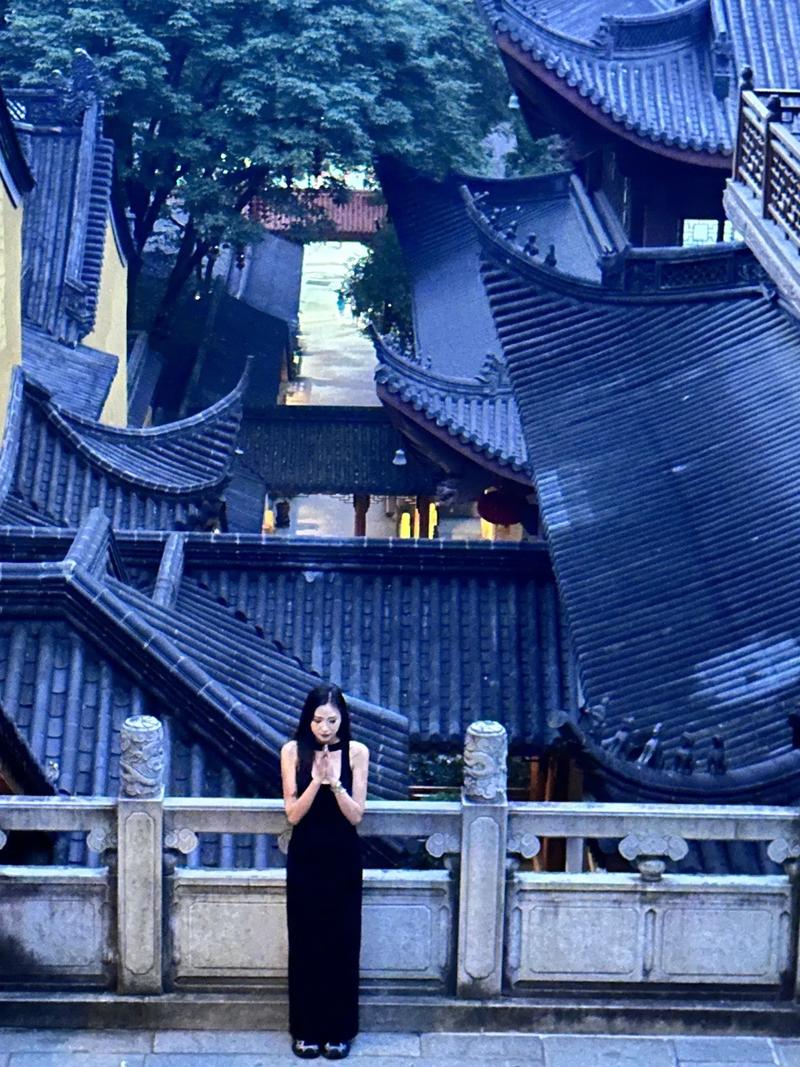 ��լ��ˮ��������������� �����������ס���ʶȽ���