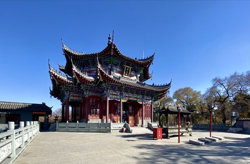 �����μ����� �����μ��������˸���