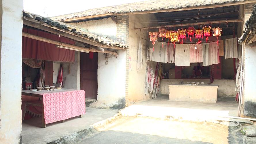 �й����ĸۿ� �Ϻ��������һ��ۿ�����